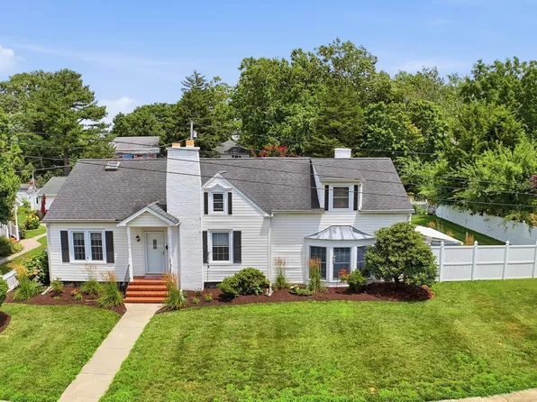 727 N Governors Ave, Dover, DE 19904