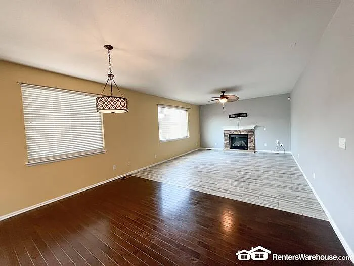 25104 E Pinewood Pl — Photo 39