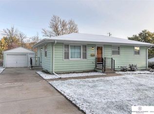 9228 Fowler Cir, Omaha, NE 68134