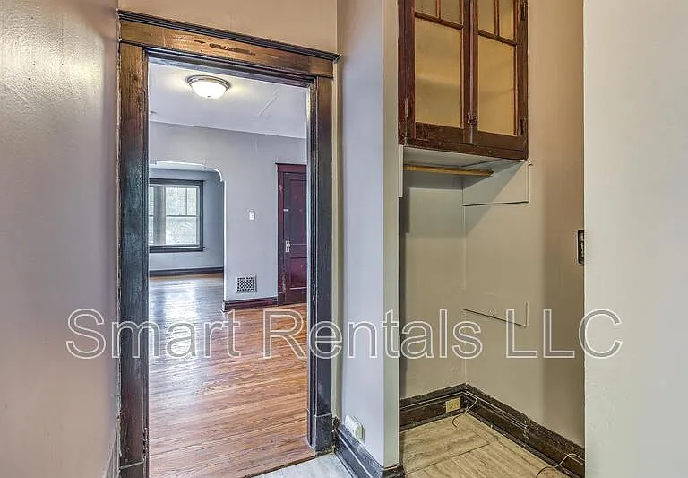 4316 Connecticut St #1F — Photo 8