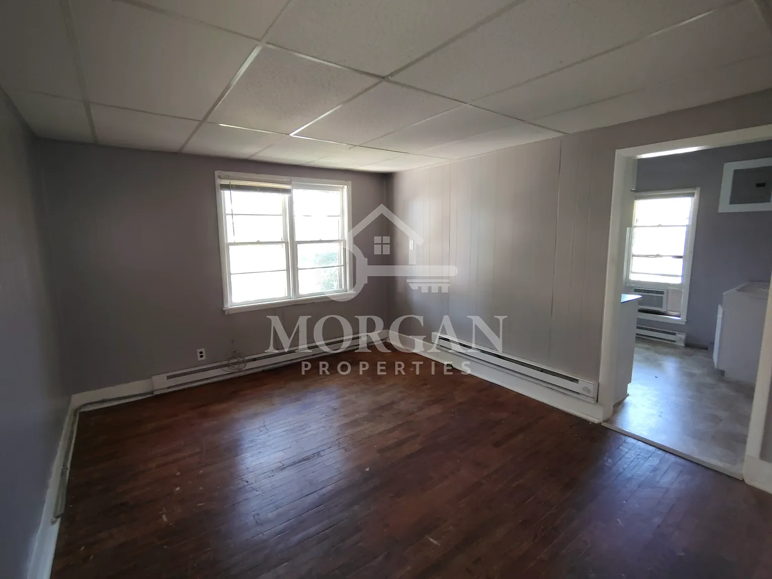 822 1/2 W Howard St Muncie - 1/2 — Photo 2