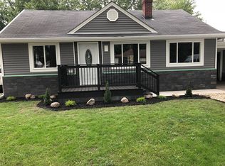 20471 Broadacres St, Clinton Township, MI 48035