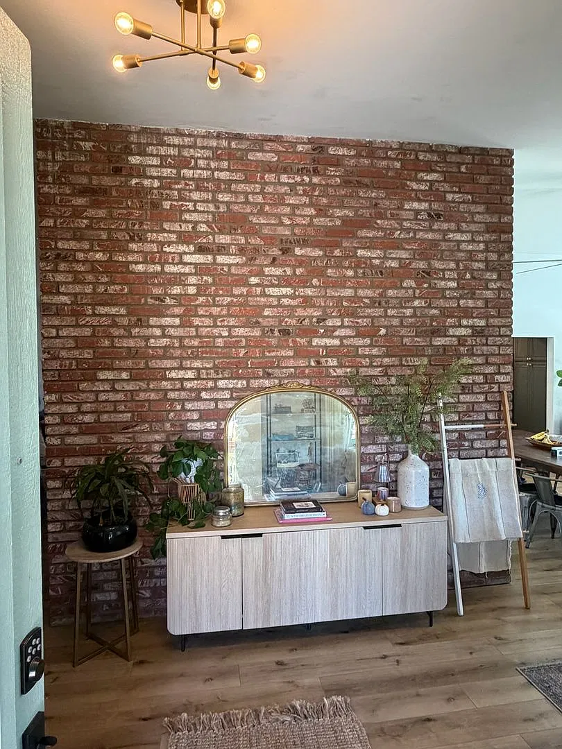 Updated Single Story Home in Woodside Green — Photo 3