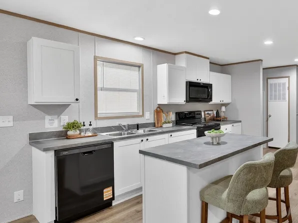 111 Lincoln St #Cb111, West Branch, IA 52358