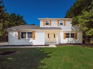 856 Cummington Rd, Columbus, OH 43213