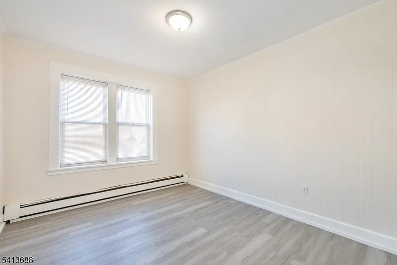 Building Photo - 226 Franklin Ave #2R