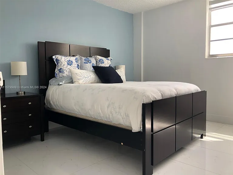 3901 S Ocean Dr #14M — Photo 35