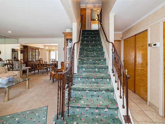 3rd image of 14 Cary Road