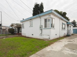 2480 Seminary Ave, Oakland, CA 94605