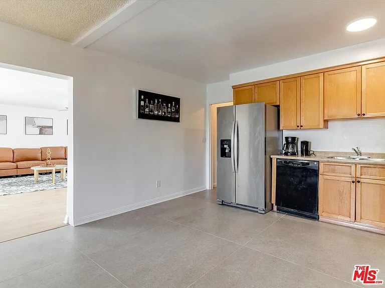 17100 Barneston St — Photo 11