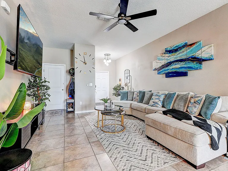 12910 Utopia Gardens Way — Photo 8