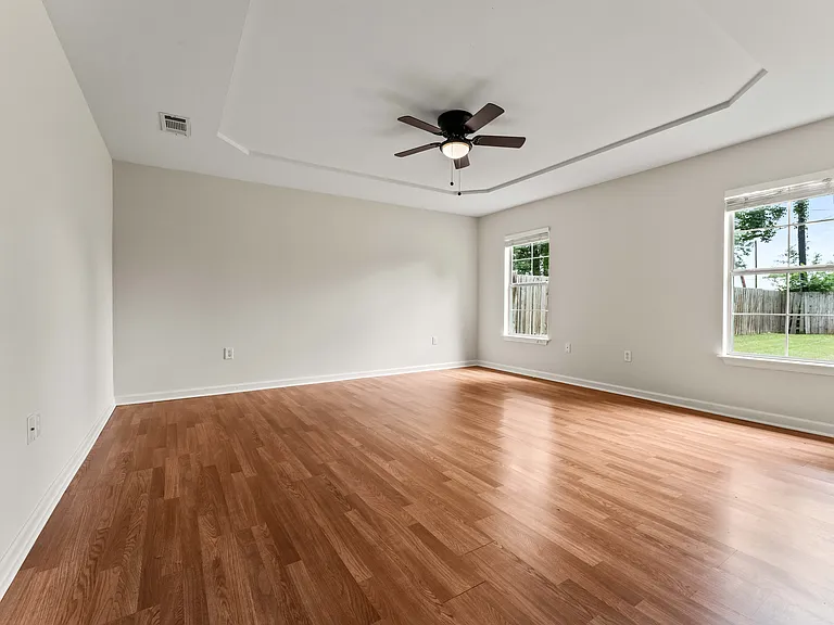 30700 Country Club Ln — Photo 14