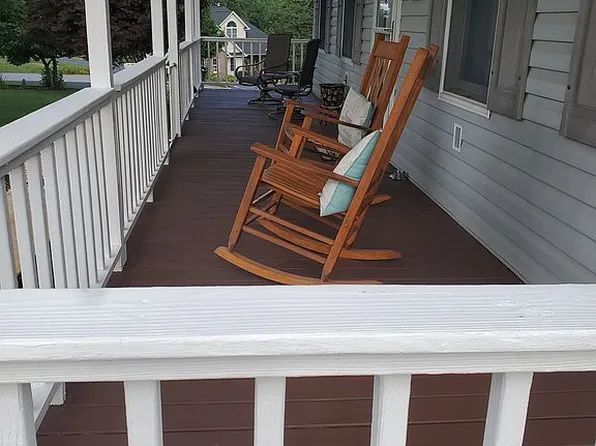 33619 Spring Hill Dr, Glade Spring, VA 24340