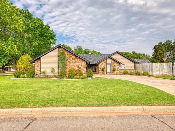 1106 N Lusk Ave, Elk City, OK 73644