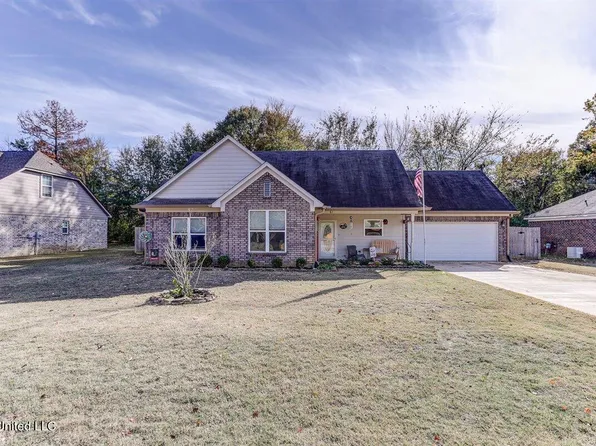 61 Katie Ln, Byhalia, MS 38611
