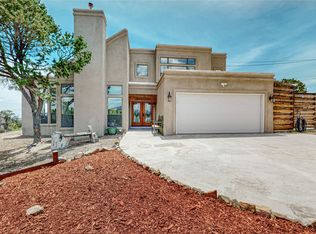 12 Zonie Way, Santa Fe, NM 87505