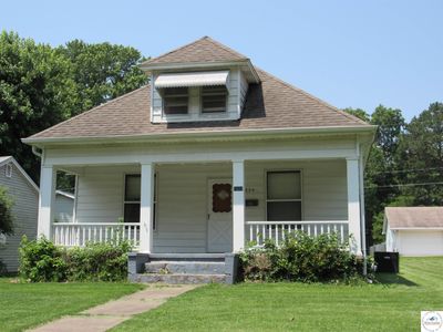 1624 S Barrett Ave, Sedalia, MO, 65301