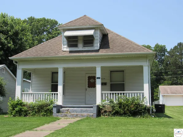 1624 S Barrett Ave, Sedalia, MO 65301