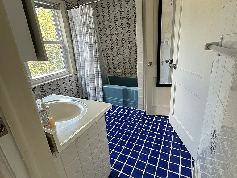 1510 Coronado St #2 — Photo 10