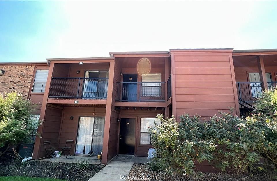 1st image of 904 University Oaks Blvd APT 88