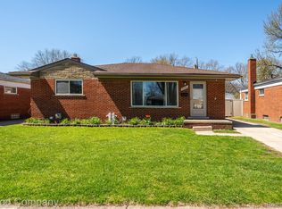 29525 Milton Ave, Madison Heights, MI 48071