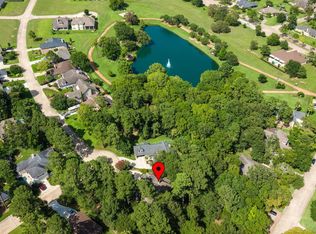 221 Woodside Ln, Montgomery, TX 77356