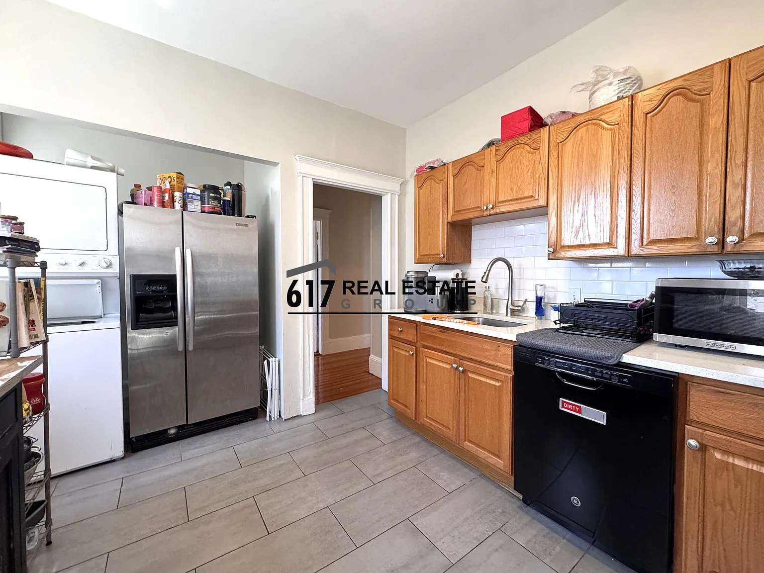 4 bed, 1230 sqft, $3,600 — Photo 1