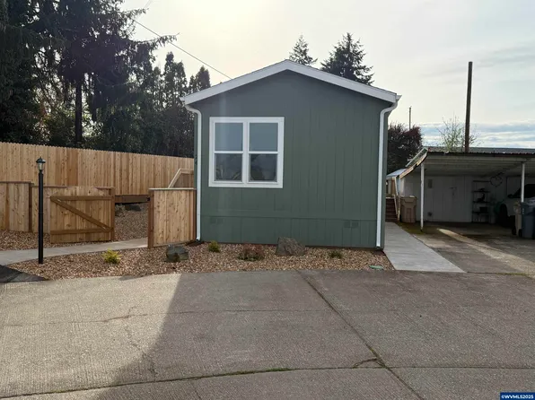 204 Cascade Dr Unit 24, Lebanon, OR 97355