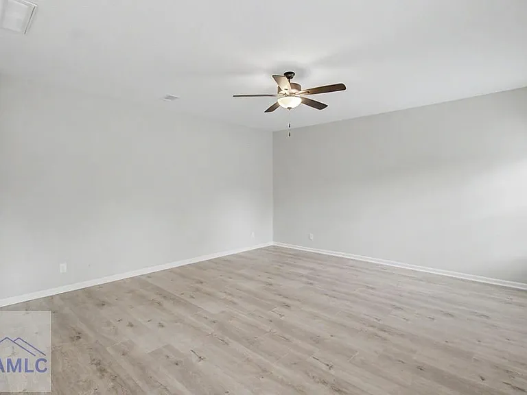 18 Sunflower Cir — Photo 11