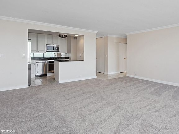 5th image of 2800 N Lake Shore Dr APT 2704