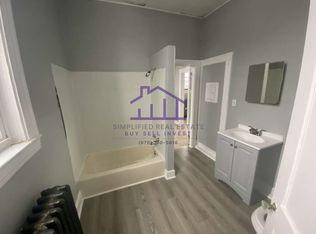 111 Ash St #10, Lewiston, ME 04240