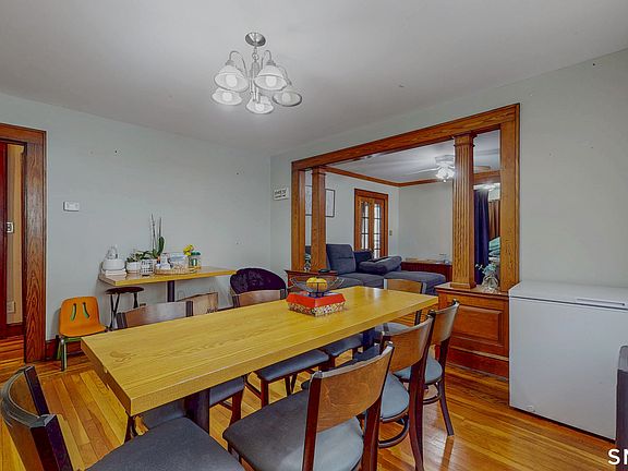 4th image of 54 Pleasant Street