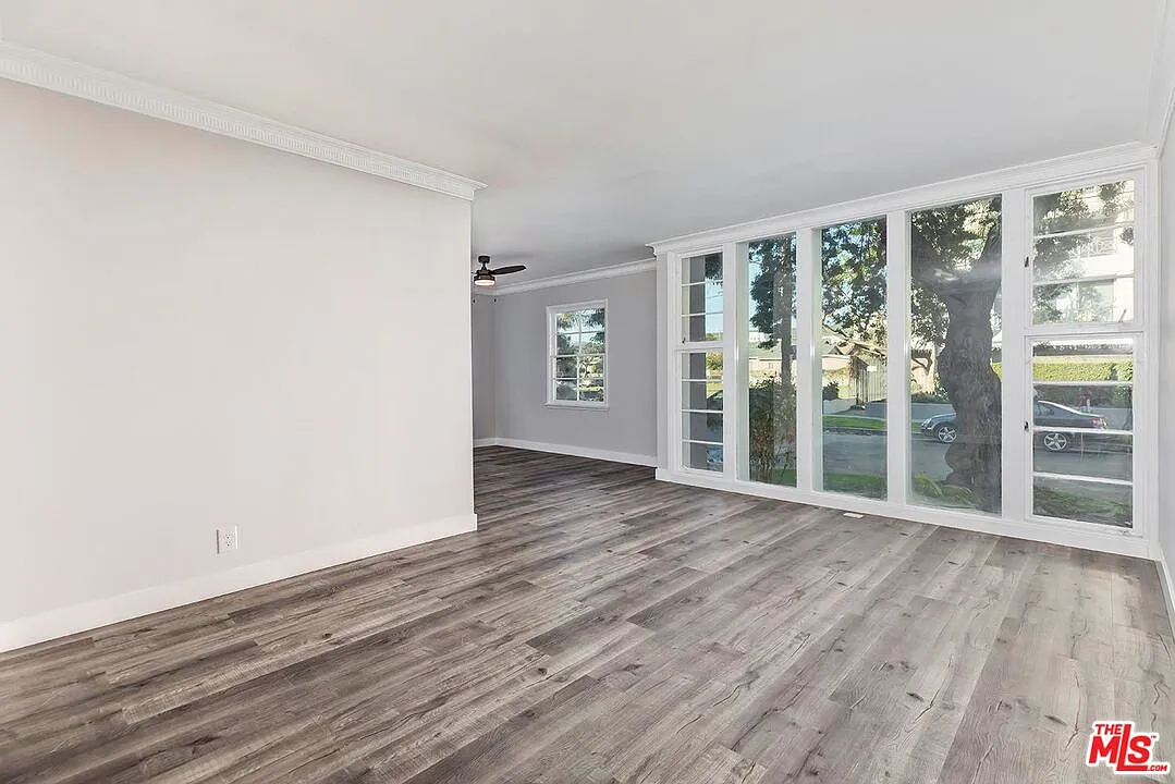 1 bed, 1.0 bath, 945 sqft, $2,395 — Photo 3