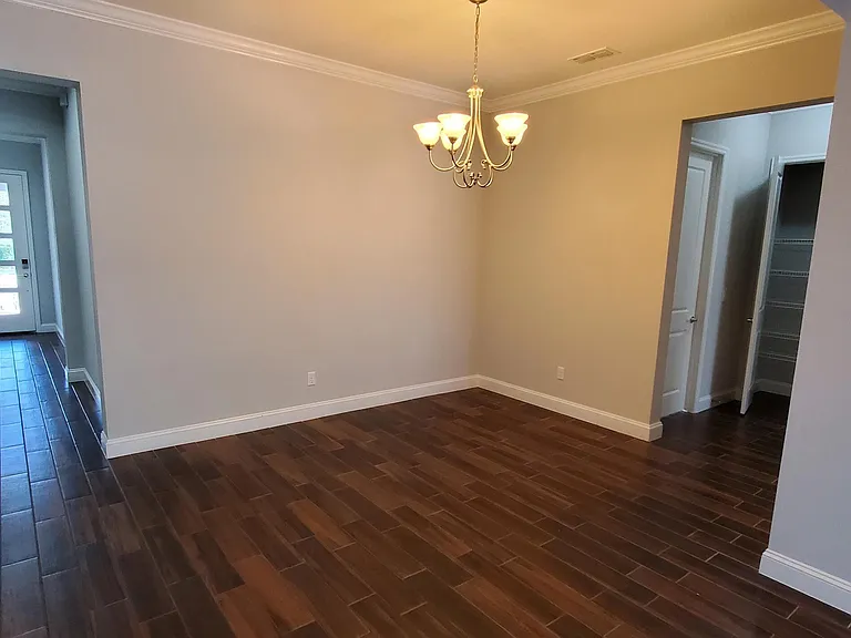 3173 Montilla Dr — Photo 16