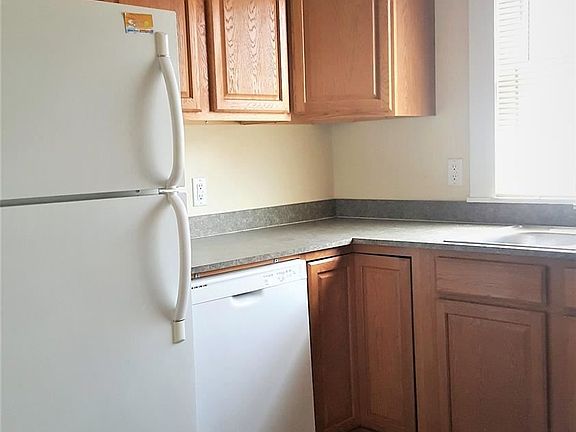 4th image of 1345 N 21st St