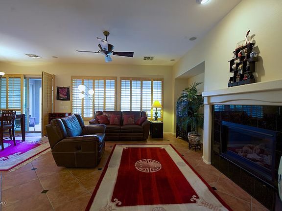 4538greatrmfireplace