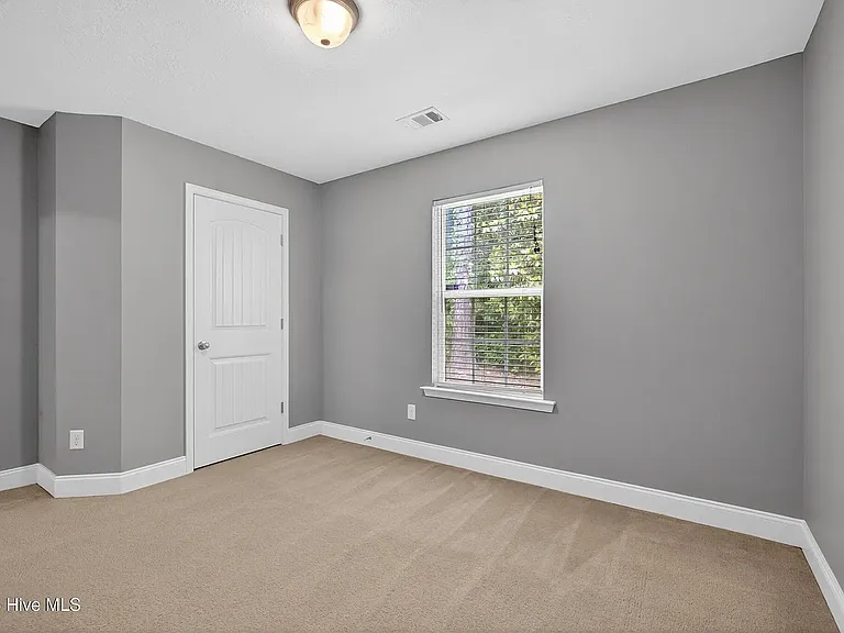 928 Arbor Springs Cir — Photo 9