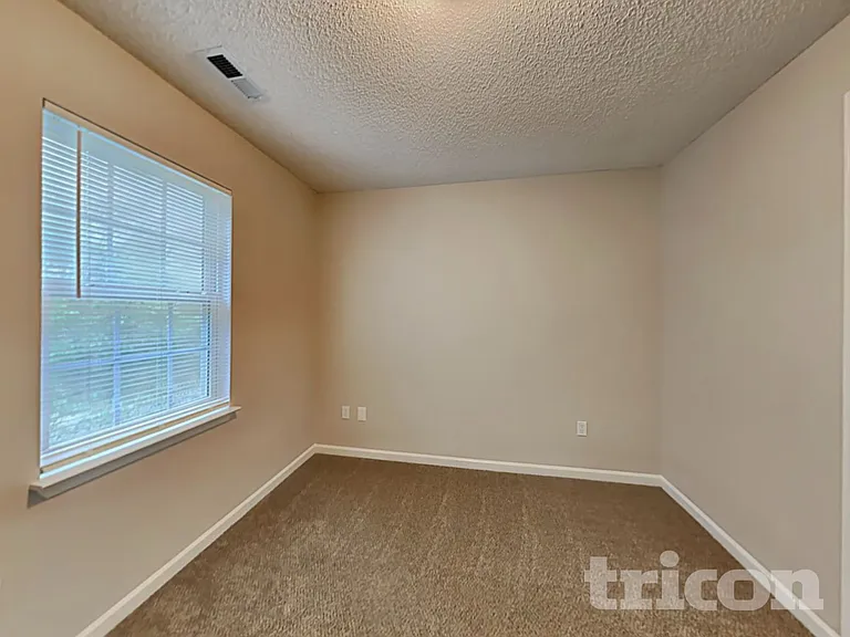 4531 Keeneland Ln — Photo 10