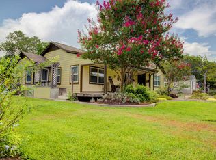 712 Inwood Dr, Bryan, TX 77802