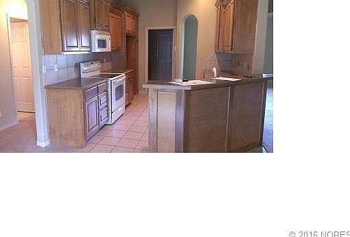 3rd image of 25637 Blackberry Blvd