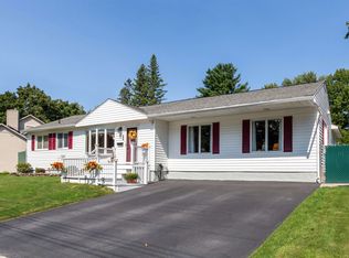 1 Upland Rd, Essex Junction, VT 05452
