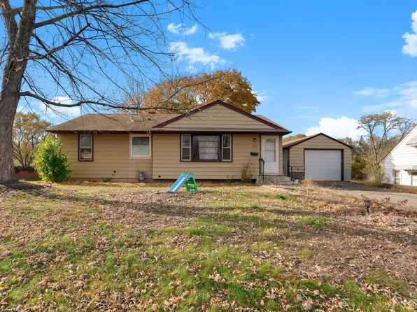 354 12th Ave S, South Saint Paul, MN 55075