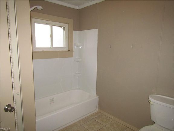 5th image of 49 16th St NW