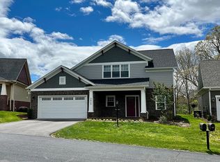 3815 Fairway View Dr, Riner, VA 24149