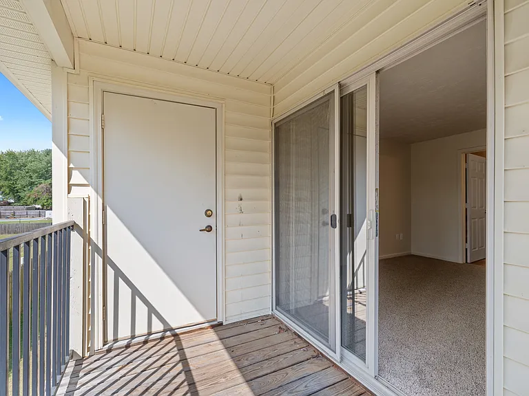 Springview Apartments — Photo 105