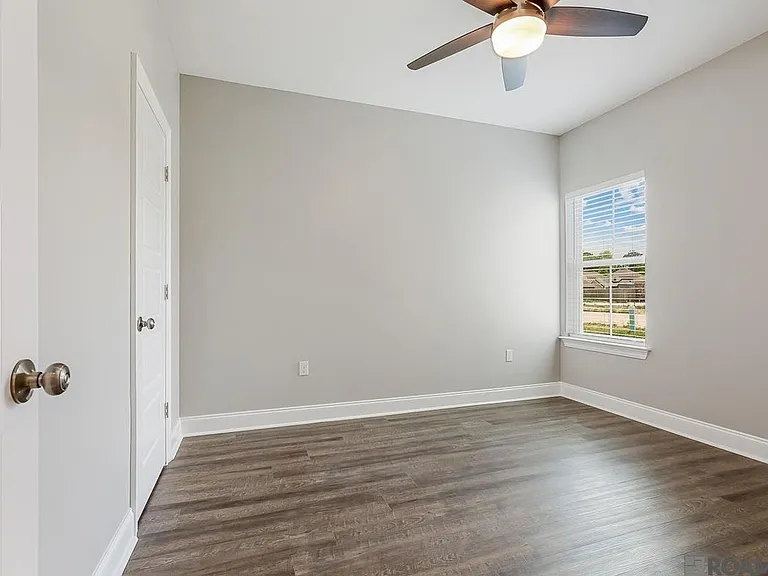 15513 Fields Creek Ave — Photo 15