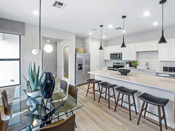 Kitchen and Cafe