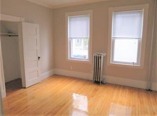 13 Farragut Ave #1M, Somerville, MA 02144