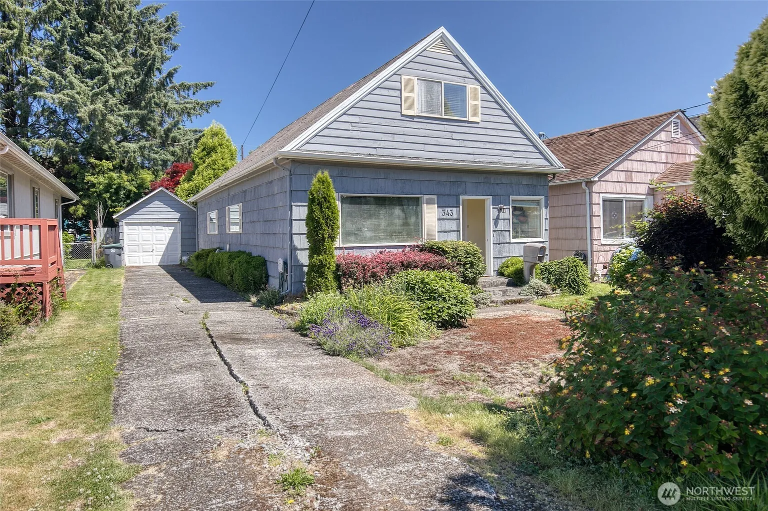 343 Karr Avenue photo 1