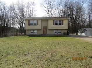 14194 State Rd, Nunica, MI 49448